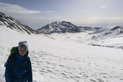 Alessio con la piana di Campo Imperatore alle spalle