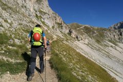 Stefano verso la sella del Monte Aquila