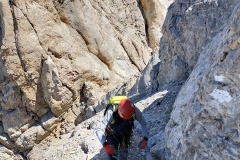 Stefano salendo verso il Torrione Cambi