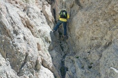 Alessio discendendo in doppia verso il canale centrale