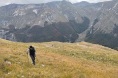 Stefano durante la risalita verso la sella del Berro