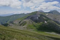 Visuale a perder fiato verso le cime imponenti del Vettore