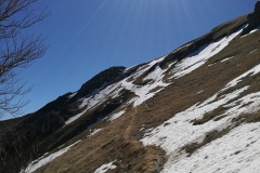 Traverso sotto la cima del Pizzo