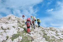 Salita verso il valico sotto il Monte Camicia