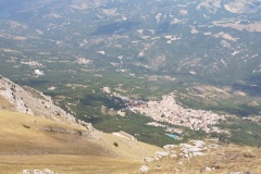 Uno sguardo a valle, verso il paese