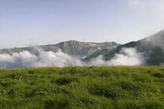 Nubi sparse verso Castel Manardo