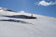 Il casale di vetta semi sommerso