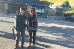 Giovani alpinisti in partenza