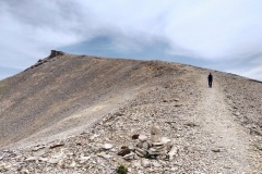 Stefano e i paesaggio lunare della Majella