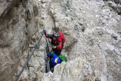 Daniele e Alessio sul verticale della ferrata