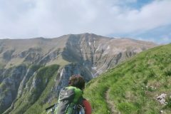 Alessio verso il Tempio della Sibilla